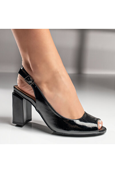 Modlet.ro Women's black glossy thick-heel sandals MOD11543