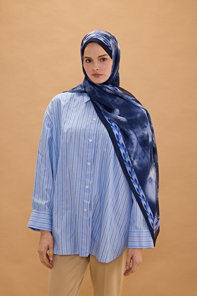 cs camellia scarf Şal din crep de mătase Larissa - Albastru închis