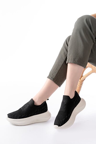 Budi Dm-707 Black Mesh White Faillant Sole Casual Sports Shoes with Stone Accessories