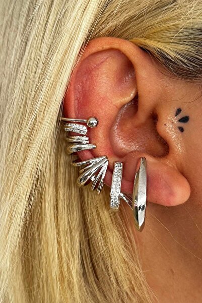 TAKIŞTIR Gümüş Renk Taş Detaylı Kulak Aksesuarı (Tek)