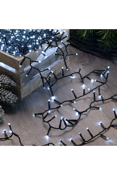 Flippy Christmas installation, 20 meters, 200 LEDs, Cool White, solar powered...