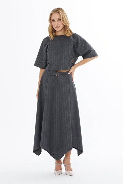 GİZİA Yuvarlak Yaka Yarasa Kol Toka Detay Bluz