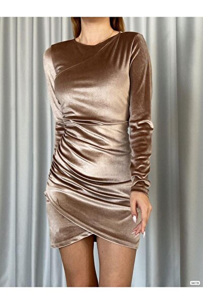 Modafeminen Μίνι φόρεμα με λαιμόκοψη βελούδο 582739 ΜΠΕΖ