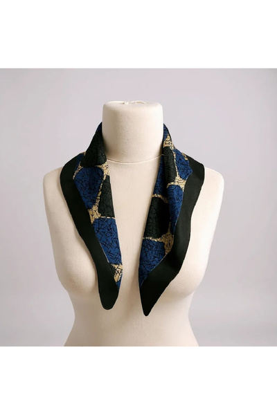 Bohem kutusu وشاح حريري 100% - وشاح نسائي بنمط هندسي باللون الأزرق الداكن وال...