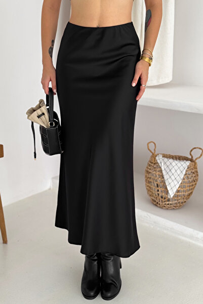 Noa Noa Fusta lungă din satin pentru femei – stil fluid și elegant