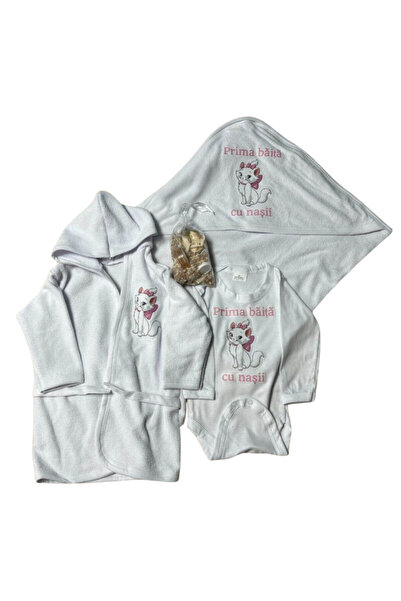 Botez Set pentru prima baita – pisica cu prosop, body, halat si saculet cu mi...