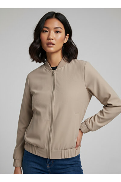The Mrk Collection Women's Beige Double Pocket Zippered Pilot Coat