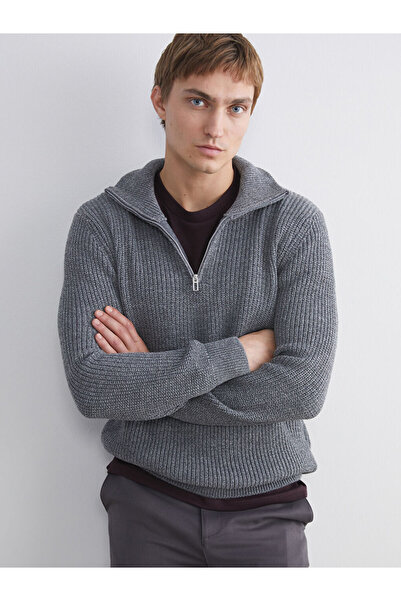 LC Waikiki سترة تريكو رجالية ذات ياقة عالية باللون الرمادي