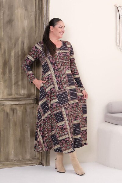 Truva XXL Μακρυμάνικο φόρεμα με αυθεντικό σχέδιο από βισκόζη λύκρα με λαιμόκοψη σε σχήμα V