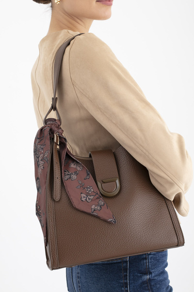 Matthew Cox Women's Arm Bag Brown Byn2419