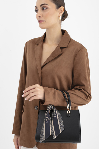 Matthew Cox Women's Arm Bag Black Byn2428