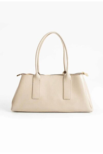 Butik حقيبة يد وكتف نسائية موديل تاكا فيورا