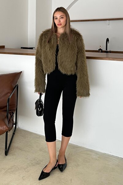 Olcay Zero Collar Crop Faux Fur Jacket Khaki 1014