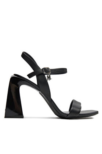 Karl Lagerfeld γυναικεία σανδάλια KL33124 μαύρα