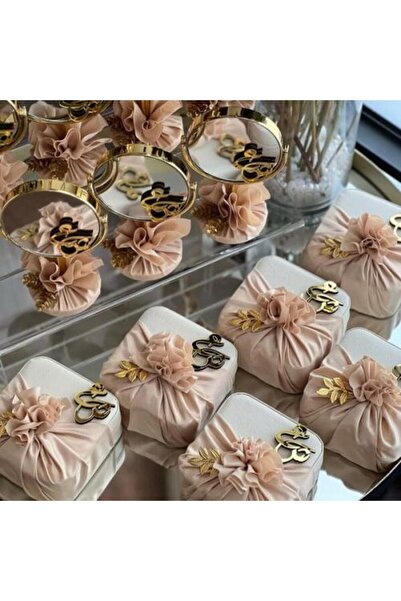 GENERAL'S توزيعات 24 قطعة (12 مرآة حاملة + 12 حقيبة ملحقات) نايس كوين