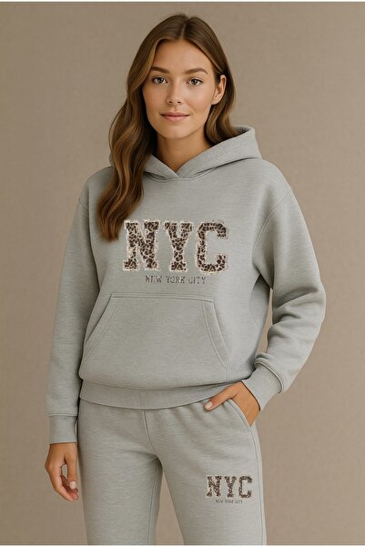 FUFLUNS طقم بدلة رياضية بقلنسوة كبيرة الحجم للجنسين من LEOPAR NYC مطبوع عليه ...