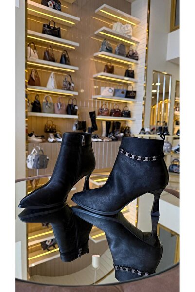 KRISTE BELL İthal Kadın Saten Dokulu Kısa Topuk Zincir Aksesuarlı Kadın Botie...