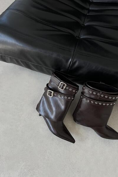 STRASWANS Katy Kadın Aksesuar Detay Kırışık Deri Bot Kahve