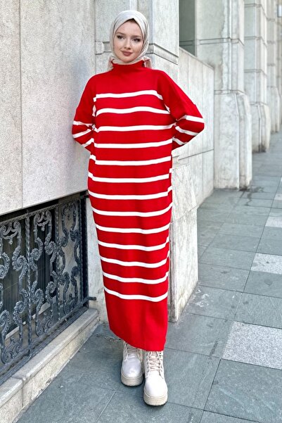 Kombinazon Ace Striped Stand Collar Red Knit Cardigan
