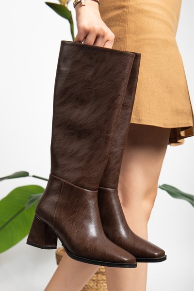 Genel Markalar Kahverengi Küt Burunlu Kadın Çizme MimyShoesG