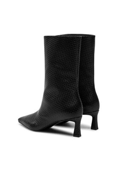 Pollini γυναικεία μποτάκια μέχρι τον αστράγαλο SA24135C1LTK0000 μαύρα