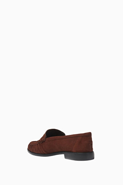 Schutz Classic Süet Metal Detaylı, Deri İç Tabanlı Lüks ve Zarif Düşük Topuklu Loafer