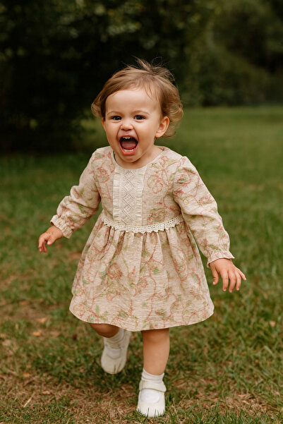 ETİC MODA Kız Çocuk Uzun Kollu Dantel Detaylı Floral Desenli Elbise – Krem