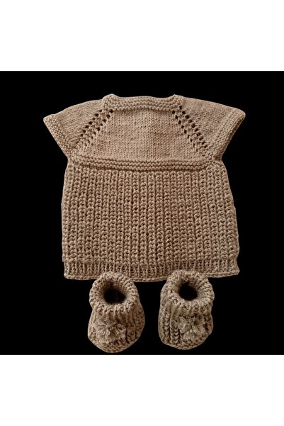 Meralin Elinden Hand Knitted Gray Newborn Vest and Booties