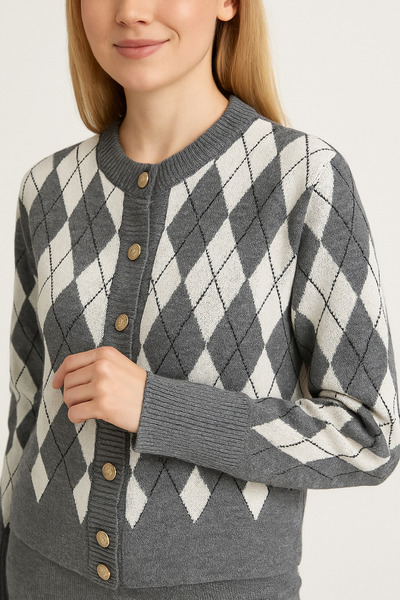 Alos Women's Grey Argyle Pattern Knitwear Cardigan and Pants Standard Size Comfortable Two-Piece Set