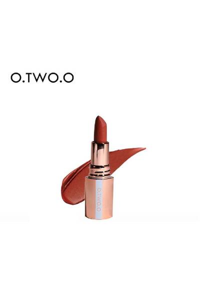 O.TWO.O Cosmetics روج كريمي انتنس مات من او تو او