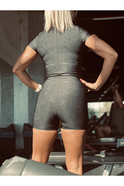 Angelsuits Angel's Pixie – Şık ve Destekleyici Crop Sporcu Üstü (Leopar Desenli / Rahat Kumaş)