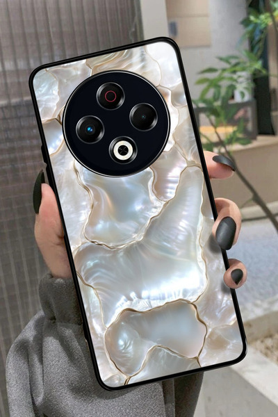 TECNO Spark 30 Uyumlu Beyaz Tasarımlı Parlak Premium Kılıf