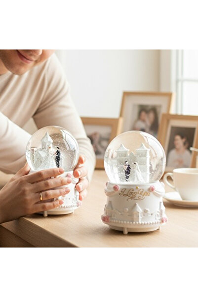 hediyesahibi Gelin Damat Temalı Orta Boy Işıklı Müzikli Kar Küresi