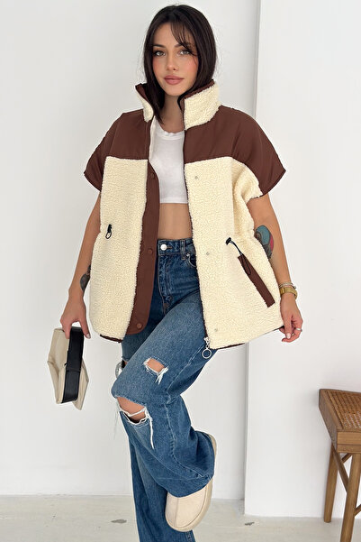 Noa Noa Kısa Kollu Kontrast Detaylı Astarlı Peluş Yelek – Sıcak & Stil Sahibi