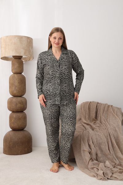 Gawzera Boyraz Battal Size Shirt Collar Buttoned Front Pajama Set