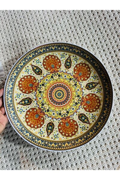 Generic Moroccan heritage decorated plate