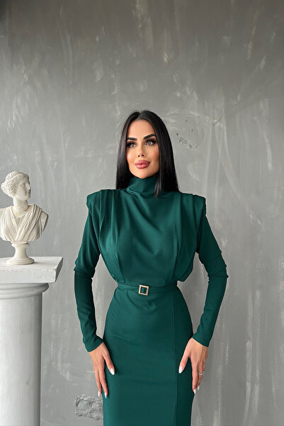 kamacibutik Φόρεμα με ζώνη με λαιμόκοψη