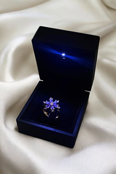 Aşkın İncisi خاتم نسائي مميز بتصميم اللوتس مع صندوق مضيء، حجر أرجواني ولون ذهبي قابل للتعديل