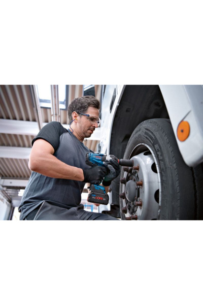 Bosch GDS 18V-1050 H Professional Cordless Impact Wrench