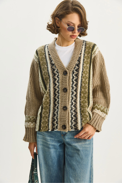 Bianco Lucci Cardigan de tricot gros, cu model etnic, cu decolteu în V, cu nasturi, pentru femei 5057 60283576