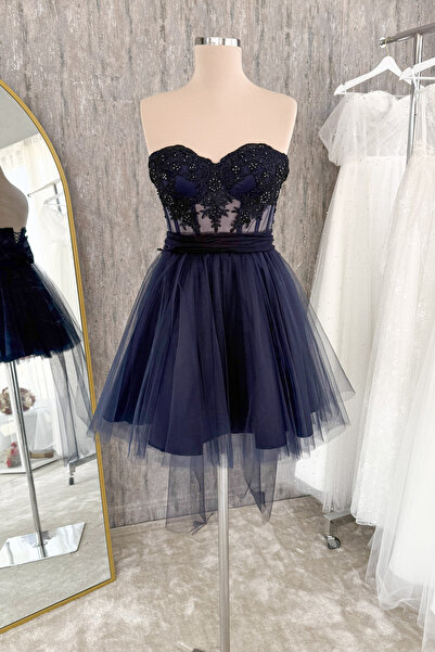 Lenta Moda Lacivert Dantelli ve Kurdele Kemer Detaylı Mini Gece ve Parti Elbisesi