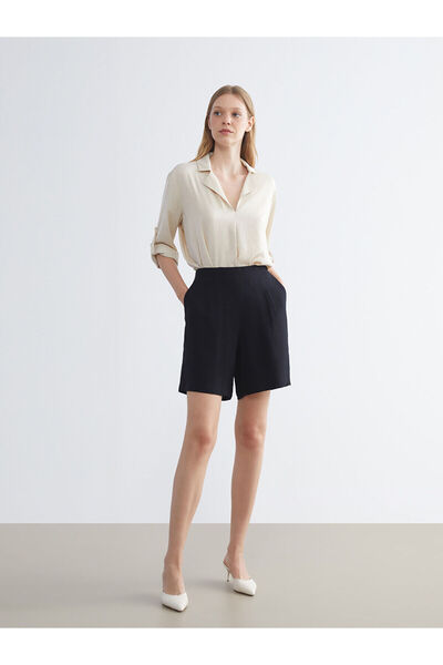 LC Waikiki Lcwaikiki Classic Women's Pleated Shorts with Elastic Waist