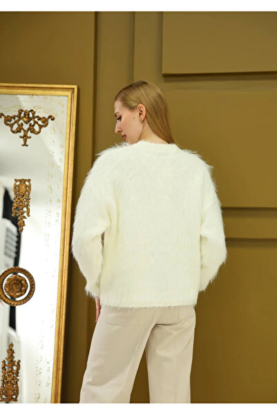 Myra Mars Bearded Button Detail Cardigan-Ecru