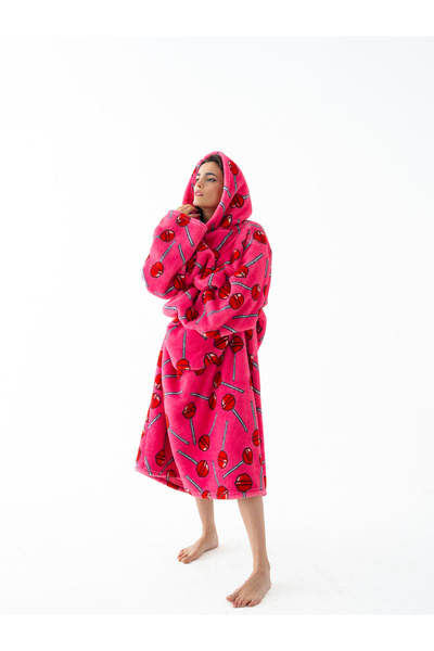 fluffy Shop Kapşonlu Battaniye – Oversize & Sherpa Kumaş – Yumuşak ve Sıcacık Ev Giyimi