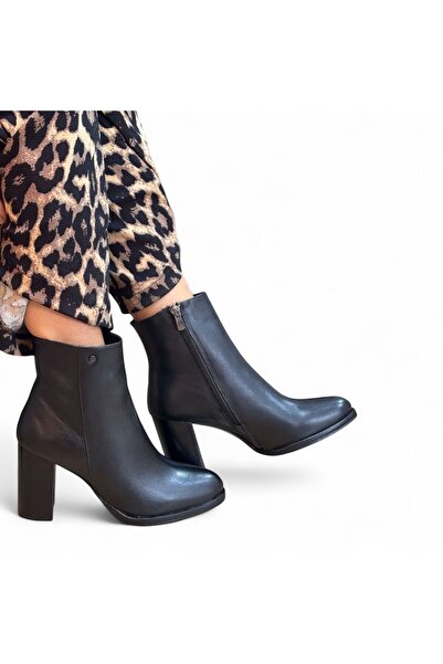 NE&VE SHOES حذاء نسائي بكعب سميك من الجلد الأسود مع سحاب داخلي