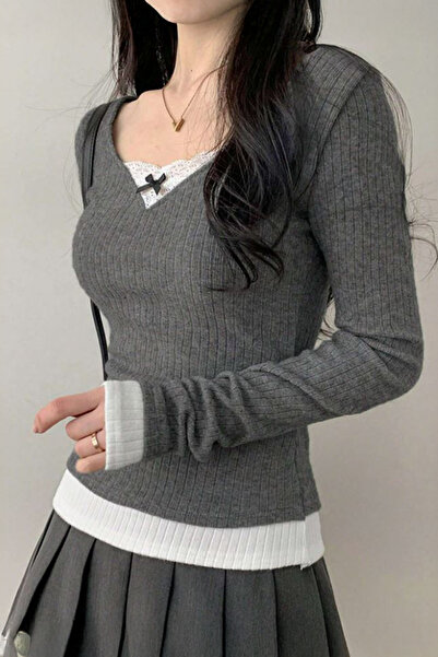 Karakedi Füme Dantelli Fiyonklu Ekli Y2K Uzun Kollu Crop