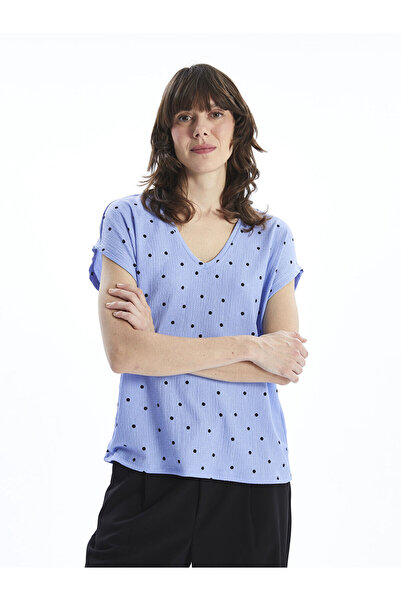 LC Waikiki Peak Нова колекция Дамска тениска с V-образно деколте и полка точки