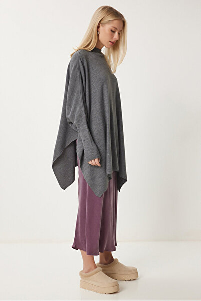 LE CARAMBOLE Women's Anthracite Oversize Slit Poncho Sweater