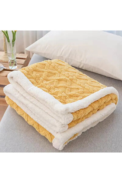 Taç Double knitted and furry blanket