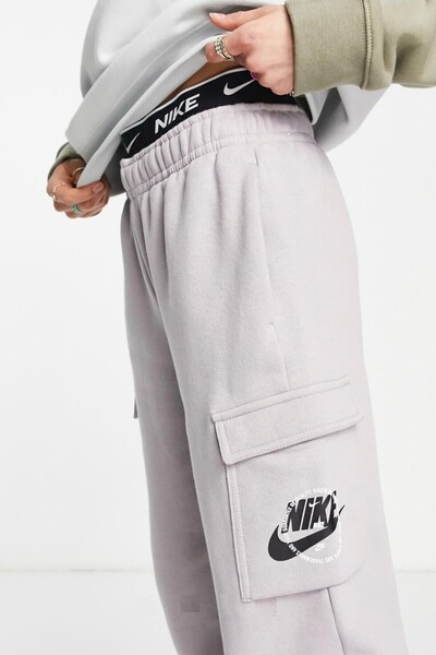 Nike Sportswear Graphic Fleece Cargo Womens Pant Women's Sweatpants Lilac